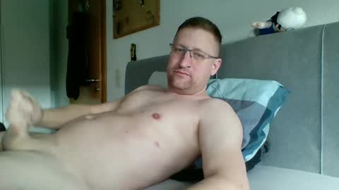 Snapshot of maddin8891 chatting on February 2025 12:26:02 PM Maddin online show from February 2025 12:26:02 PM