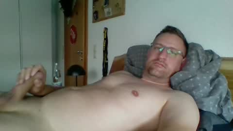 Snapshot of maddin8891 chatting on October 2025 02:34:01 PM Maddin online show from October 2025 02:34:01 PM