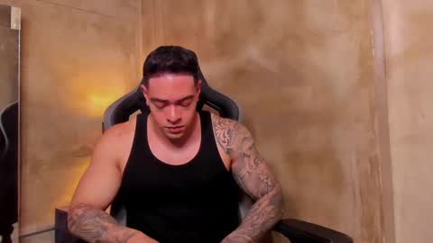 Snapshot of maddox_santana chatting on October 2025 02:23:02 AM Maddox Santana online show from October 2025 02:23:02 AM