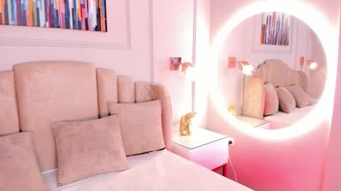 Maddy  online show from March 2026 07:14:02 PM