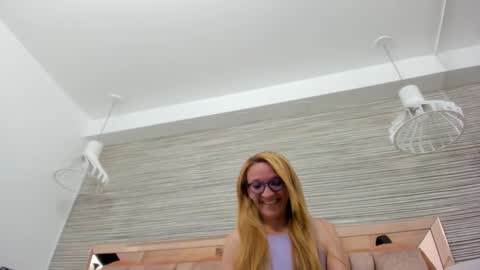 maddy cartter online show from September 2025 11:22:02 AM