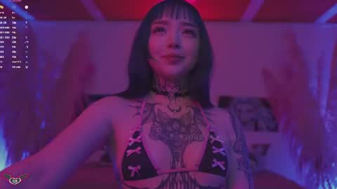 Snapshot of maddy_uwu chatting on July 2026 05:17:01 AM maddy_uwu online show from July 2026 05:17:01 AM