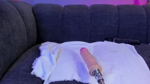 Maddy  online show from December 2024 12:23:01 AM