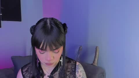 Maddy  online show from January 2025 12:03:01 AM