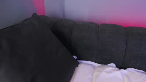 Maddy  online show from February 2025 02:11:02 AM