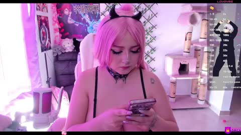 Maddy Foox online show from May 2026 09:45:01 PM