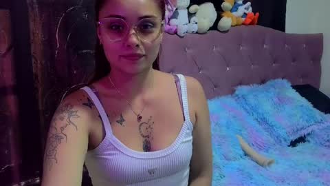 sofia online show from April 2026 07:25:02 PM