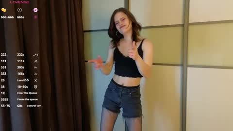 Snapshot of madeleine_holt_ chatting on May 2026 06:28:02 PM Madelina online show from May 2026 06:28:02 PM