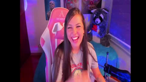 Snapshot of madeleine_shinobi chatting on January 2025 11:45:02 PM Emily Only Fans online show from January 2025 11:45:02 PM