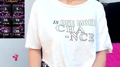 Snapshot of madelin_clerk chatting on December 2024 01:55:01 PM Madelin Clerk online show from December 2024 01:55:01 PM