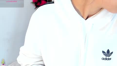 Snapshot of madelin_clerk chatting on December 2024 02:21:01 PM Madelin Clerk online show from December 2024 02:21:01 PM