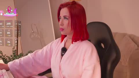 Snapshot of madelinefox_ chatting on July 2026 09:37:02 AM Madeline online show from July 2026 09:37:02 AM