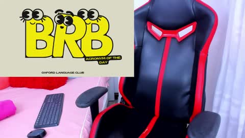 Snapshot of madelinejackson chatting on March 2025 04:04:01 AM Madeline online show from March 2025 04:04:01 AM