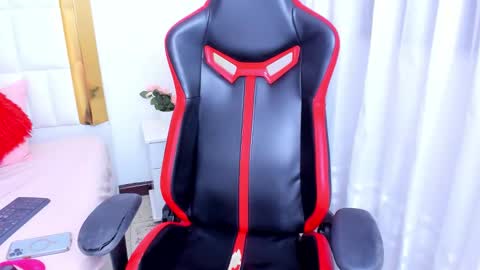 Snapshot of madelinejackson chatting on October 2025 12:55:02 AM Madeline online show from October 2025 12:55:02 AM