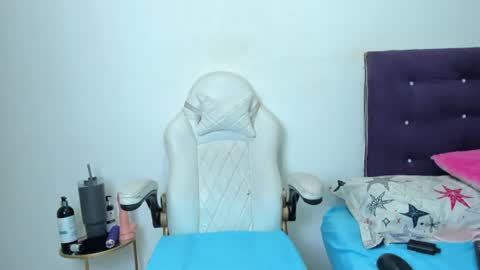 Snapshot of madelinesquit chatting on July 2026 07:07:02 PM madelinesquit online show from July 2026 07:07:02 PM