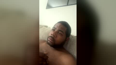 Snapshot of mademoney313 chatting on May 2026 09:42:01 PM mademoney313 online show from May 2026 09:42:01 PM