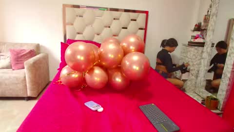 Snapshot of madeyn_roses chatting on January 2026 10:01:01 PM madelyn roses online show from January 2026 10:01:01 PM