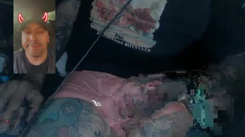 Snapshot of madeyoulook818 chatting on February 2025 12:42:01 PM madeyoulook818 online show from February 2025 12:42:01 PM