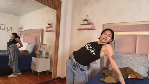 madhison_5 online show from April 2026 12:06:02 PM