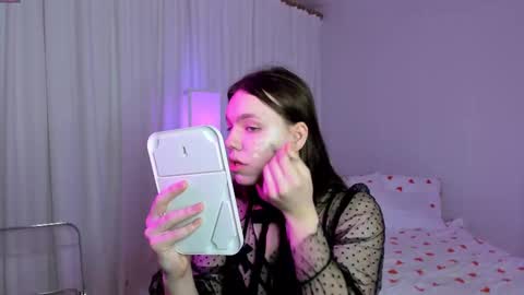 Medison online show from December 2025 02:51:02 AM