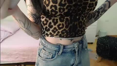 madison  online show from January 2025 03:43:02 AM