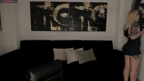 Madison Kane online show from February 2026 11:18:01 AM