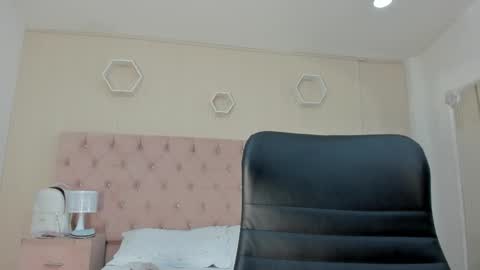 madison online show from October 2025 01:07:01 PM