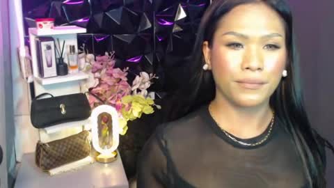 MADISONWILL online show from April 2026 12:45:02 PM