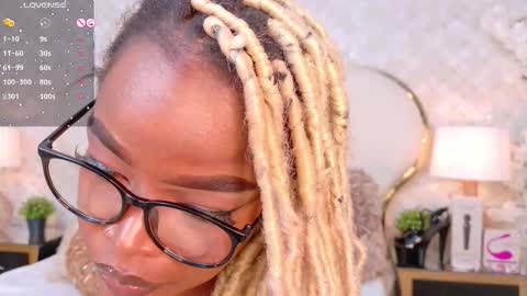 Madisson Lopez online show from November 2025 09:26:02 PM