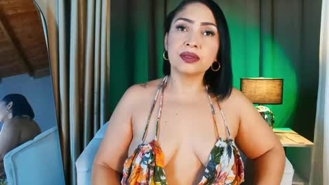 MADISSOONE  online show from November 2025 02:11:01 AM