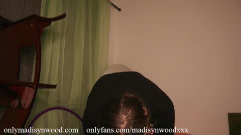 Madisyn Wood online show from March 2025 02:26:01 AM