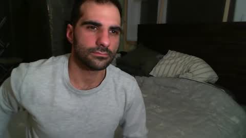 Snapshot of madmax0133 chatting on February 2025 09:44:02 AM Guigui online show from February 2025 09:44:02 AM