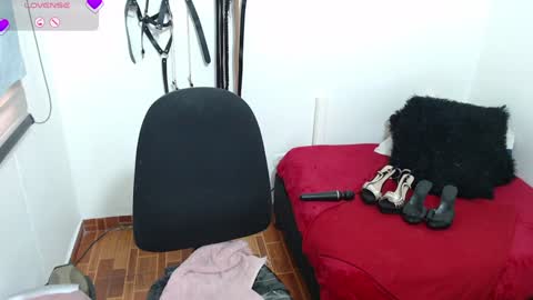 Madura sexy69 online show from December 2024 01:27:02 PM