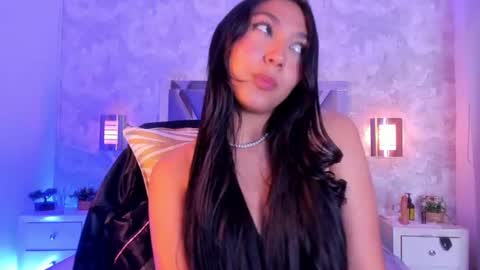 Snapshot of mady_roa chatting on July 2026 02:36:01 AM Mady Roa online show from July 2026 02:36:01 AM
