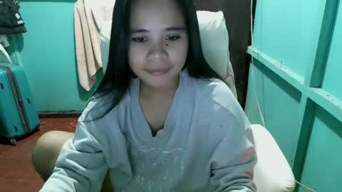 Snapshot of mae_lovers234xx chatting on January 2025 02:02:02 PM mae_lovers234xx online show from January 2025 02:02:02 PM