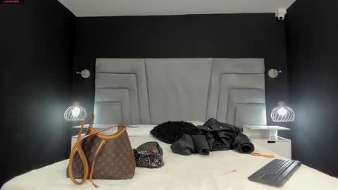 MAEE ANGELS online show from January 2025 01:48:02 AM