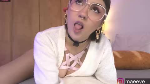 Maeve  schedule 11 am- 530 pm colombia time  online show from March 2025 03:35:01 PM