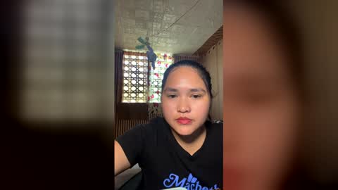Snapshot of maemaebujawe31 chatting on March 2026 05:51:02 AM maeyyy chubbyxxx online show from March 2026 05:51:02 AM