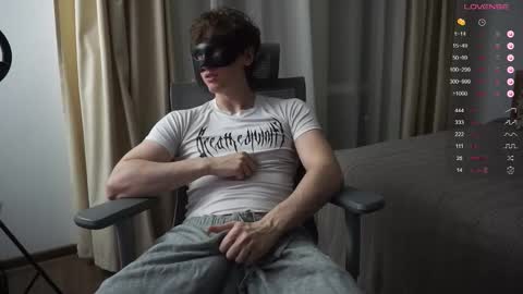 Mike XMaestro 3369 online show from December 2025 07:29:02 PM