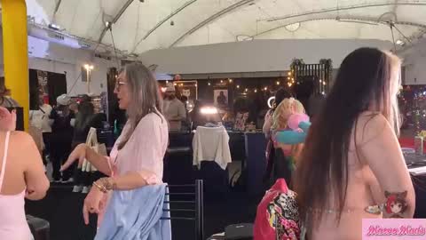 Meaves online show from February 2026 10:57:02 PM