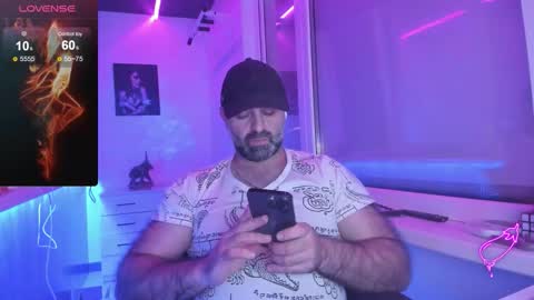 Magabear online show from November 2025 08:54:02 PM