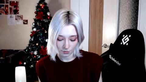 Sophia online show from December 2025 04:12:02 PM