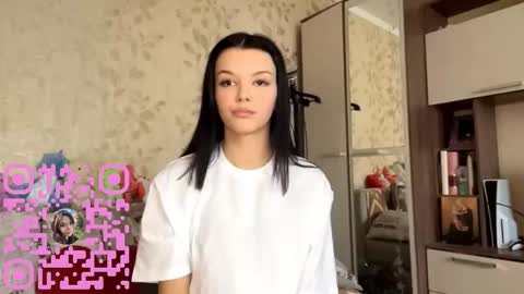 Emilia  online show from March 2026 08:20:02 AM