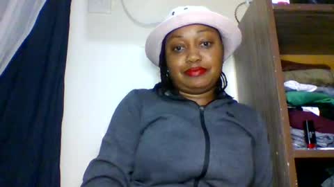 Snapshot of magdalinemus chatting on June 2026 11:29:01 PM magdalinemus online show from June 2026 11:29:01 PM