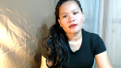 Snapshot of mages_1995 chatting on June 2026 04:17:01 AM mages_1995 online show from June 2026 04:17:01 AM