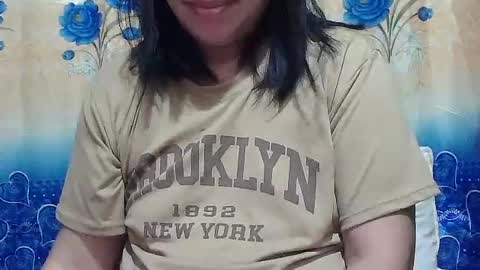 maggie_sweet09 online show from July 2026 07:42:01 PM
