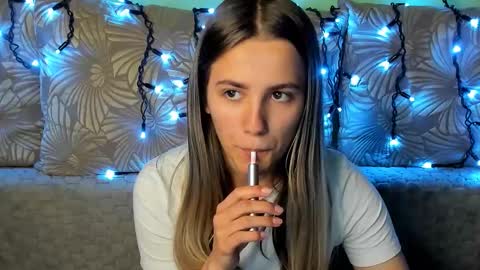 Maggie online show from October 2025 12:49:02 AM