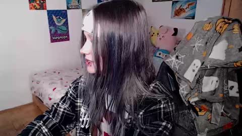 Snapshot of maggieswaggy chatting on December 2025 07:45:02 PM Magdalene Swaggy online show from December 2025 07:45:02 PM