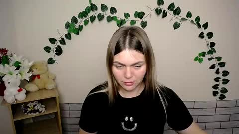 magic_katarina_ online show from January 2025 11:51:02 AM