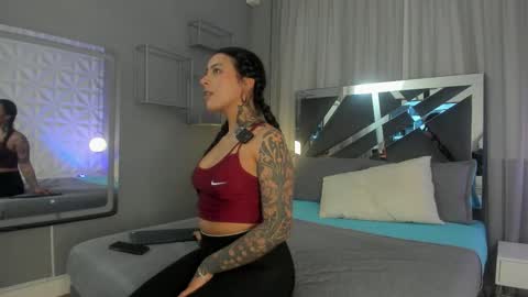 Snapshot of magic_marg chatting on October 2025 03:33:02 PM Marge online show from October 2025 03:33:02 PM